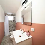 Apartament La Fontana Di Via Roma ,casaurea Apartment, Centro-ac *